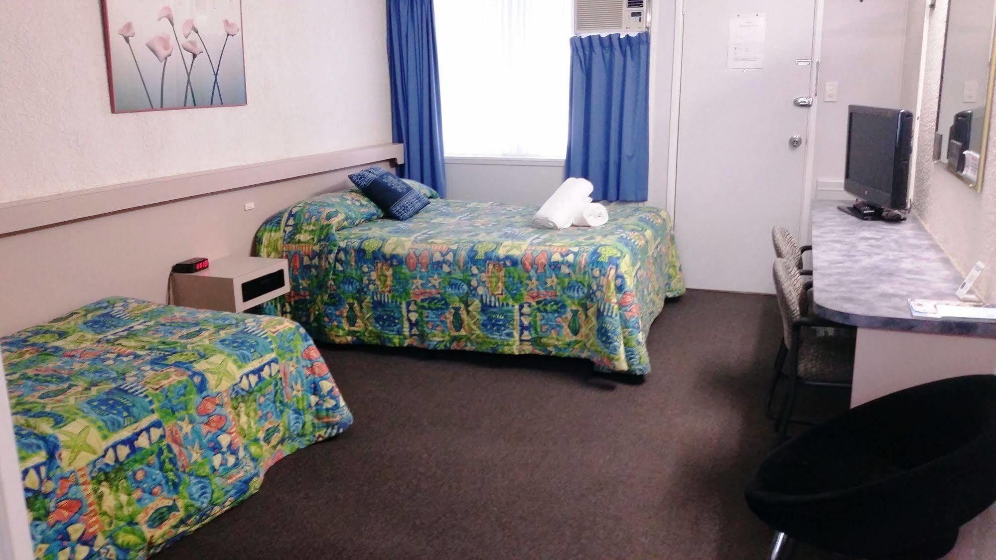 Bundaberg Coral Villa Motor Inn المظهر الخارجي الصورة
