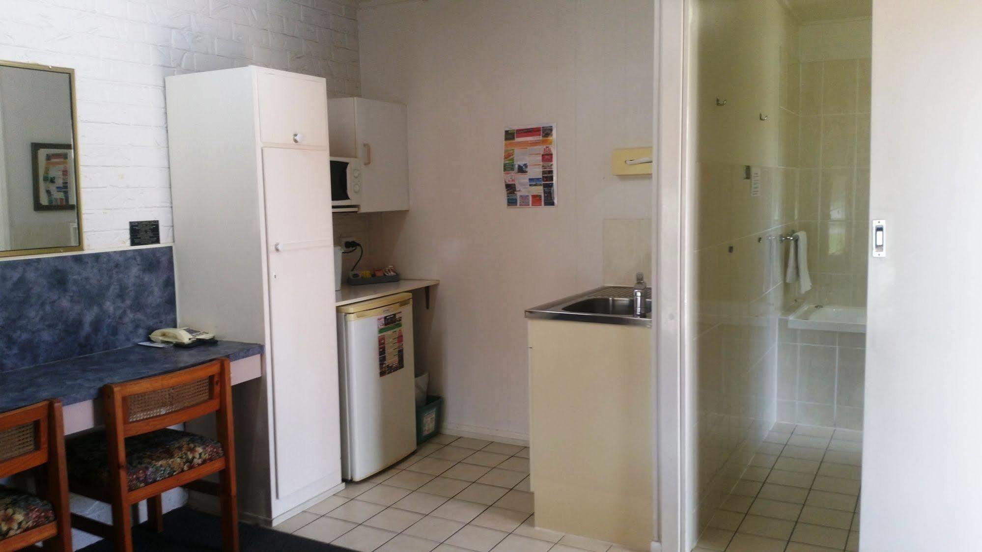 Bundaberg Coral Villa Motor Inn المظهر الخارجي الصورة