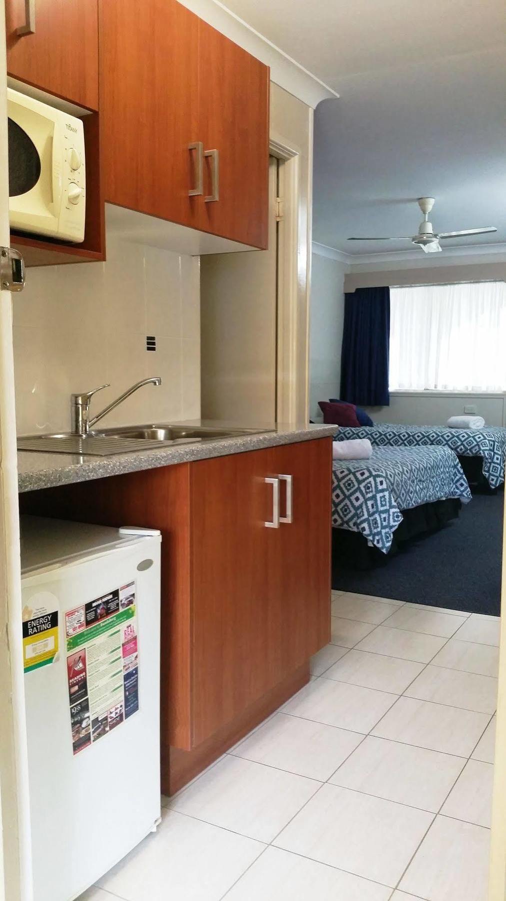 Bundaberg Coral Villa Motor Inn المظهر الخارجي الصورة