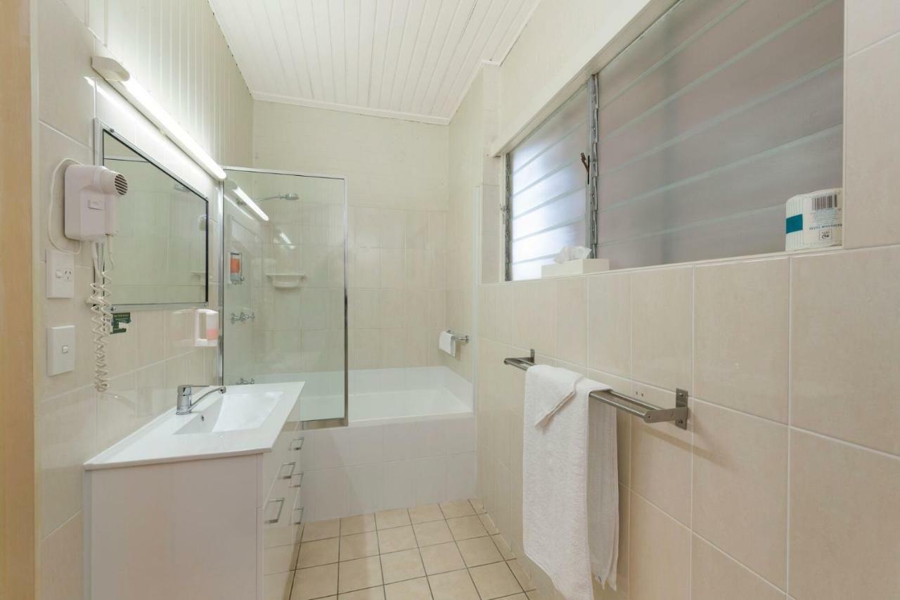 Bundaberg Coral Villa Motor Inn المظهر الخارجي الصورة
